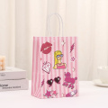 Фото товара - Пакет Бумажный 15*21 Модница (крафт) 426-1, (Yiwu Ouwei Paper packaging Co.,Ltd.)